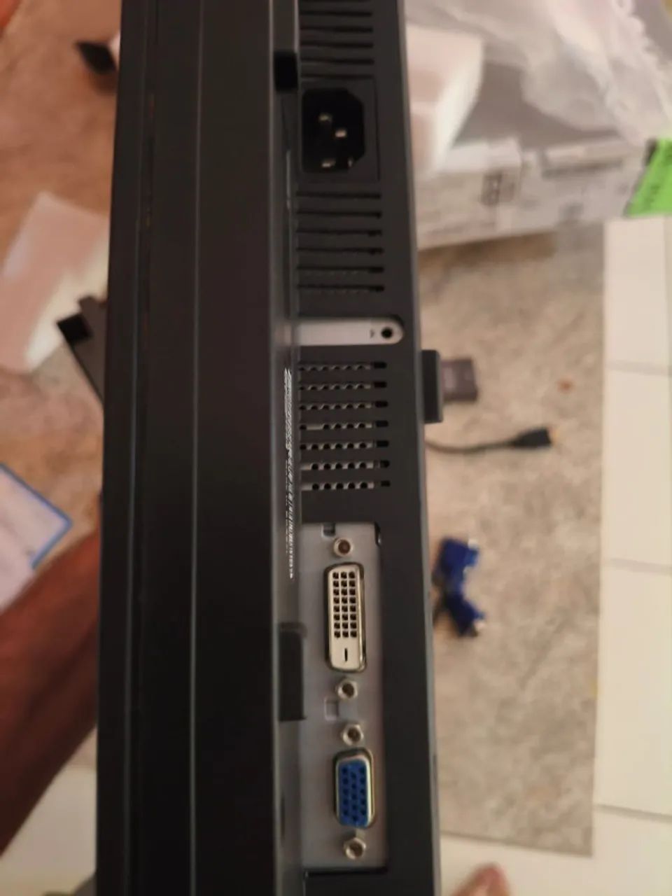 Monitor DELL 19" 1440x900p 60Hz - Foto 2