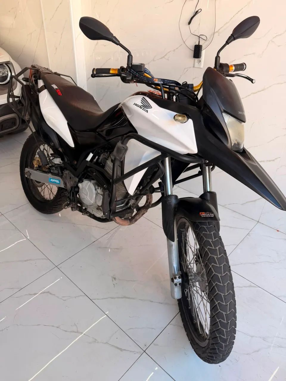 Xre 300 2015