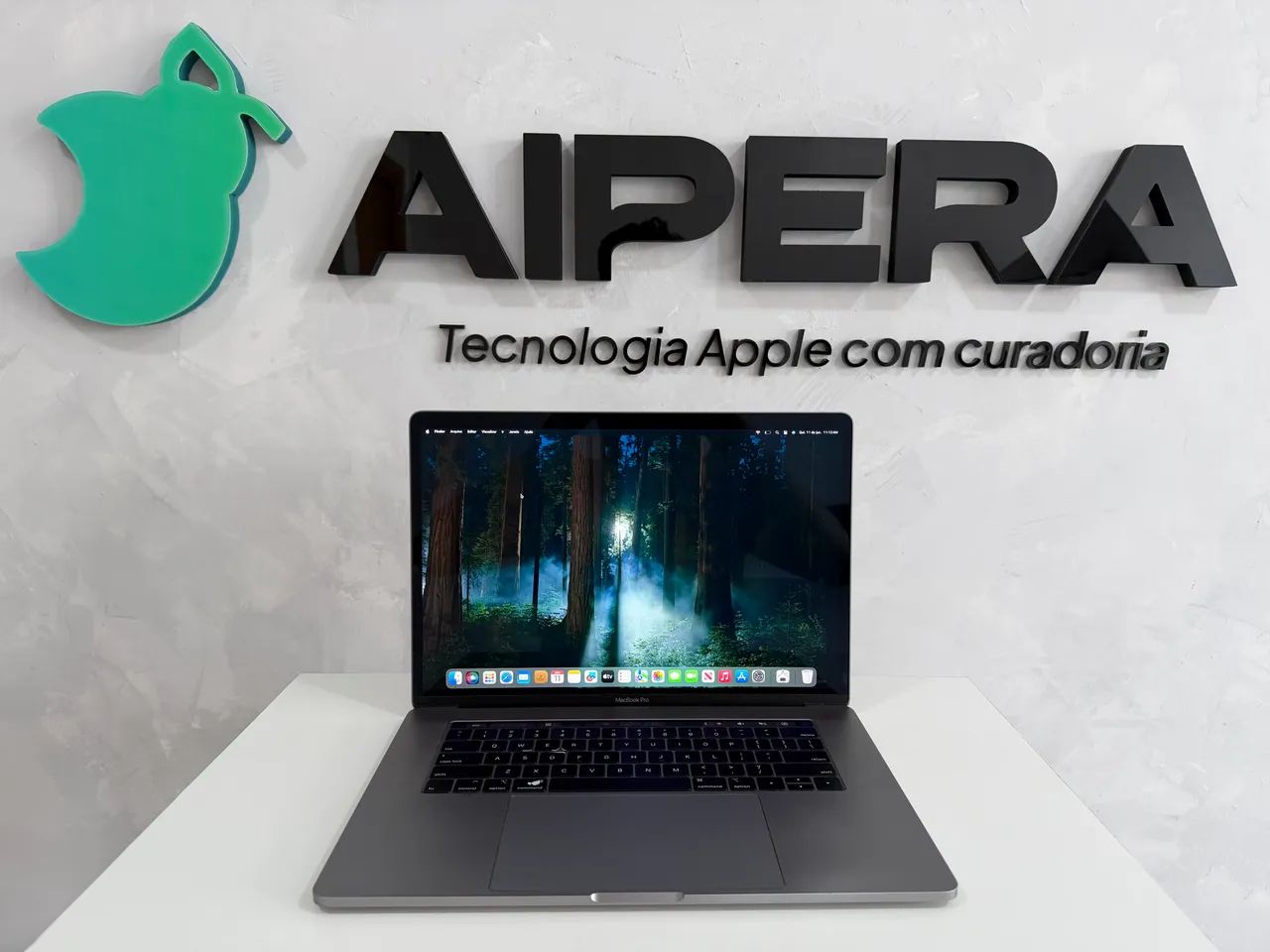 MACBOOK PRO, 32 GB, 512 ARMAZENAMENTO, CORE i9, 15.4 POLEG, TOUCH