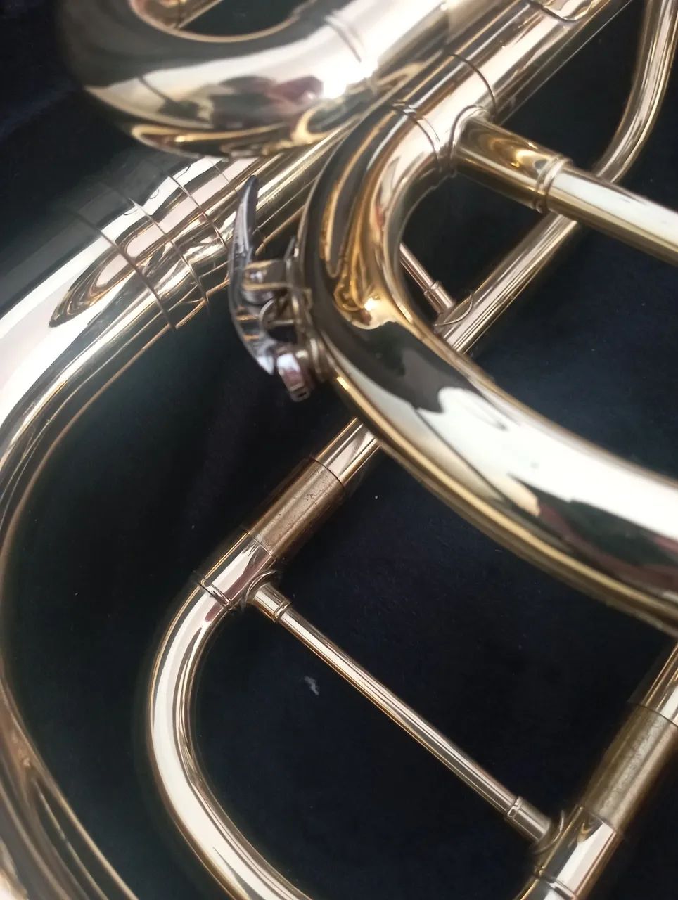 Eufônio Bombardino Harmonics Bb 4 Pistos - Foto 3