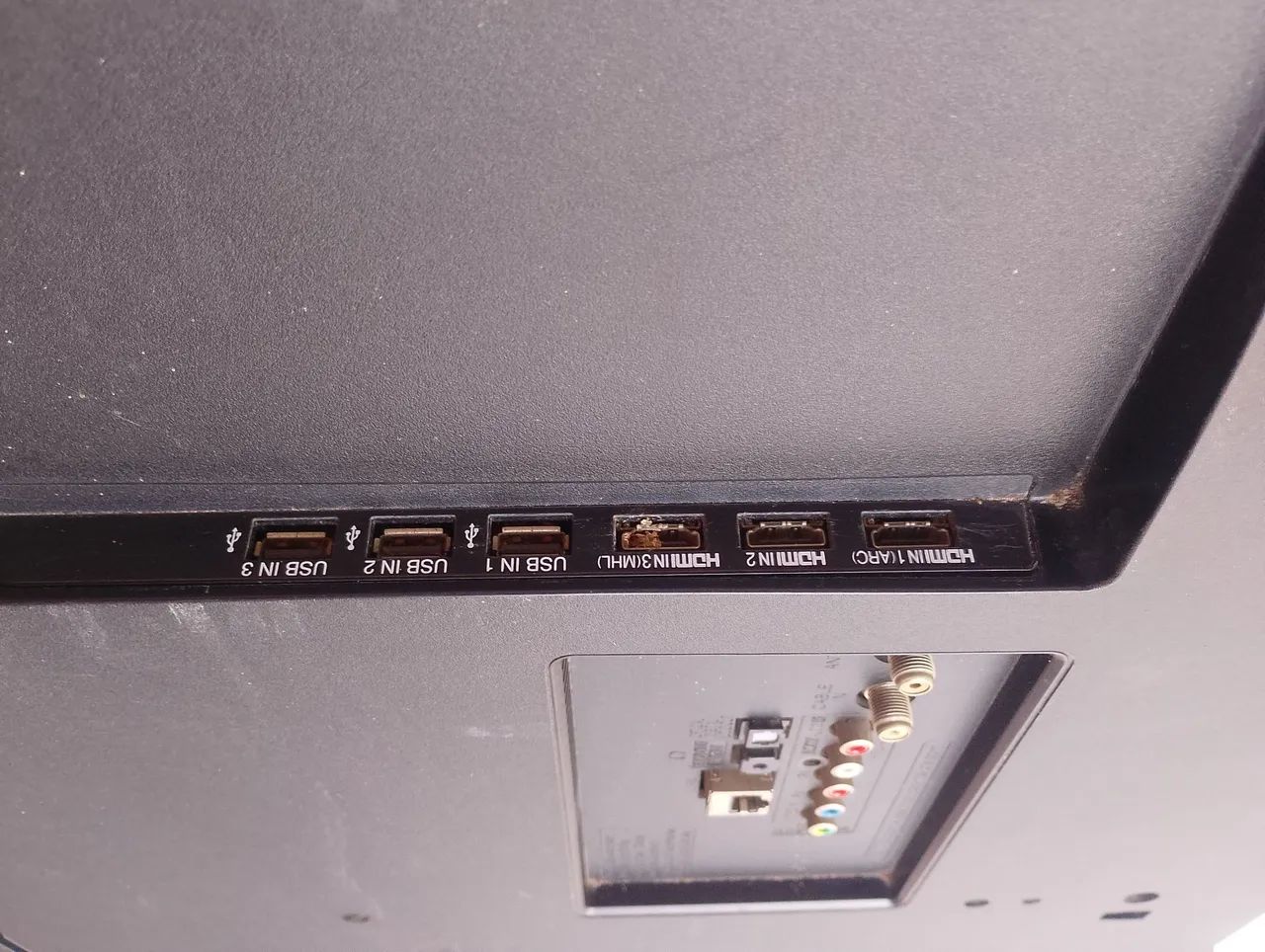 Vendo TV 43 polegadas LG com problema - Foto 5