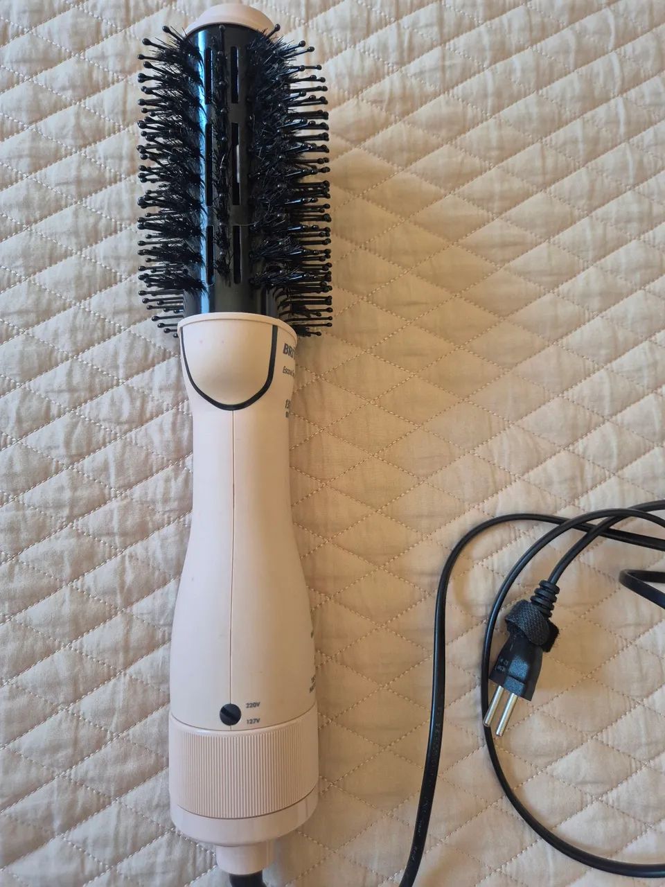 Escova secadora elétrica bivolt - Foto 4