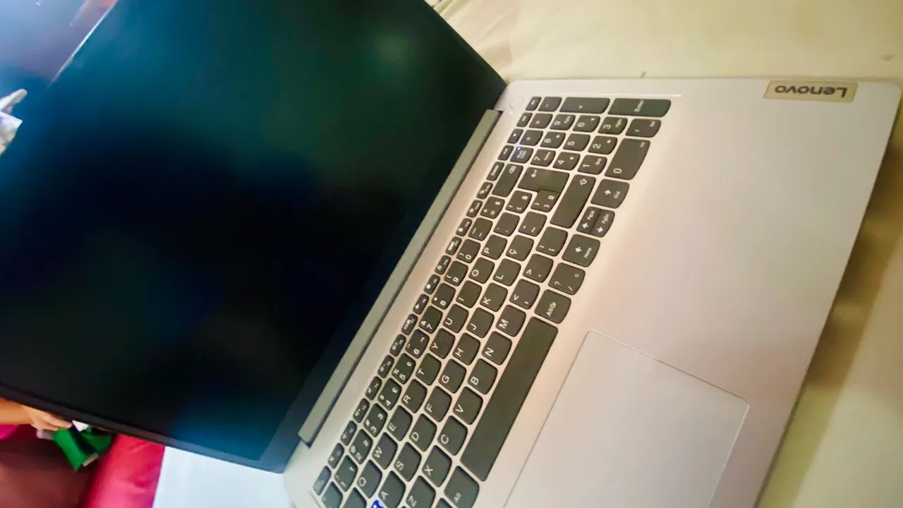 Notebook LENOVO - Novinho com nota - Foto 2
