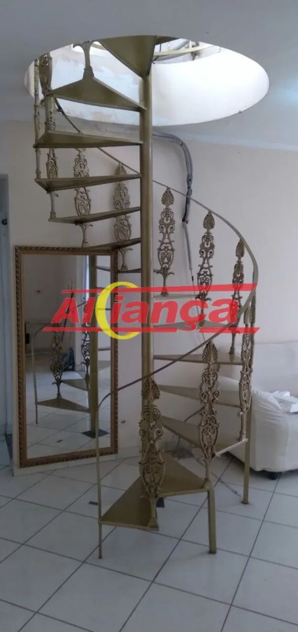 Apartamento Duplex, 02 quartos no Cocaia .