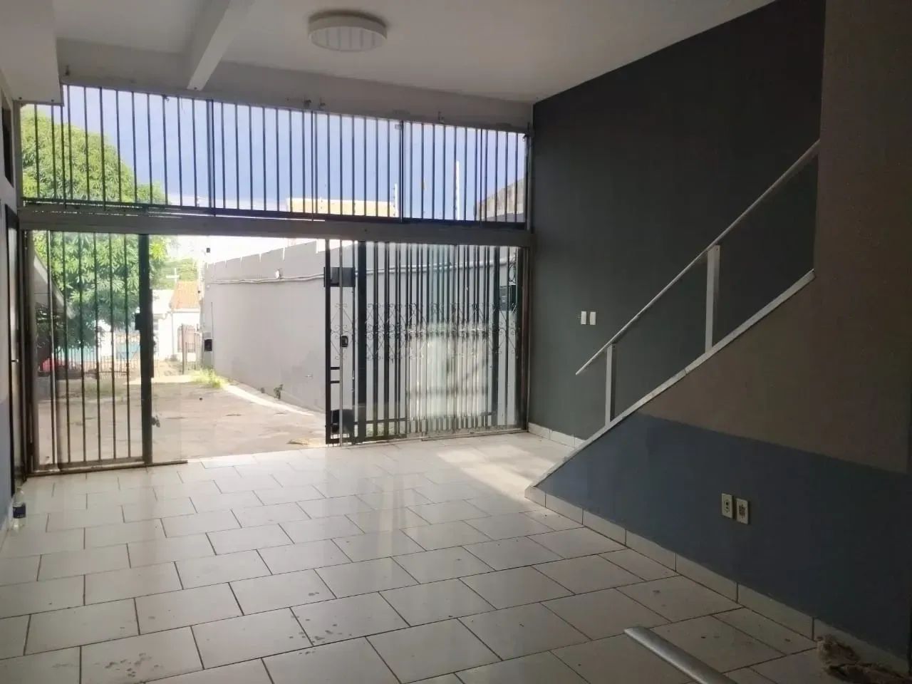 prádio comercial paralelo  com coronel escolstico - Foto 5