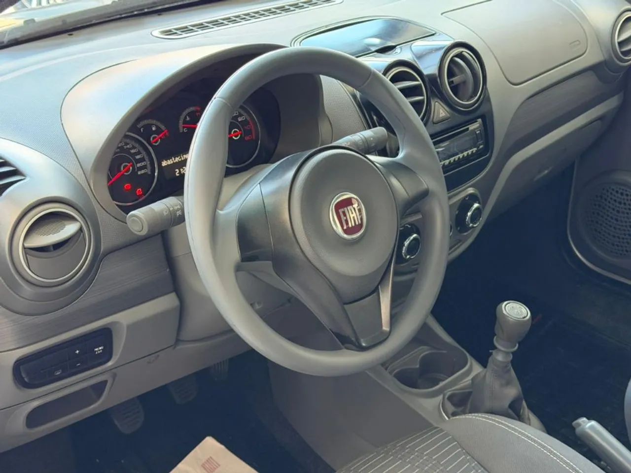 Fiat Palio Attractive 1.0 EVO Fire Flex 8V 5P 2015 - Foto 5