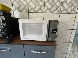 Micro Ondas Eletrolux 23L ME23B Efficient Lacrado Novo