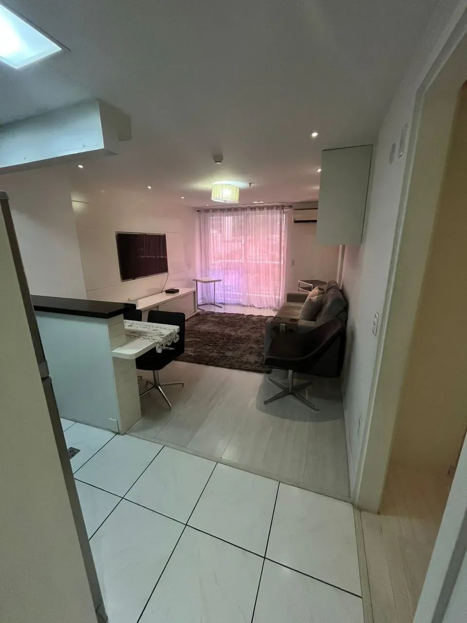 Foto Imóvel Para Venda Com 50 Metros Quadrados Com 1 Quarto Em Centro - Nov Centro