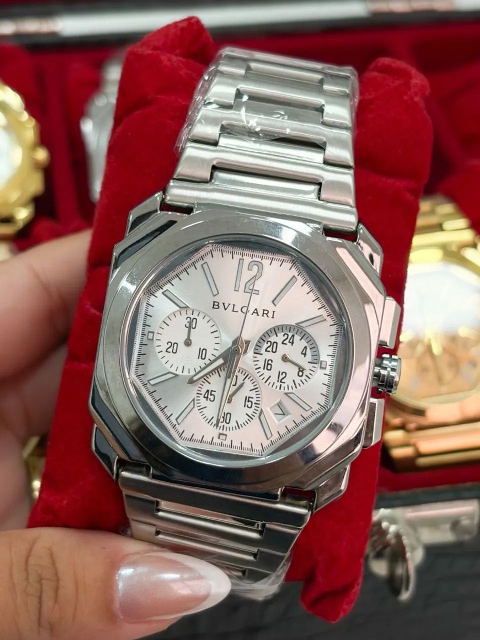 Relógio bvlgari