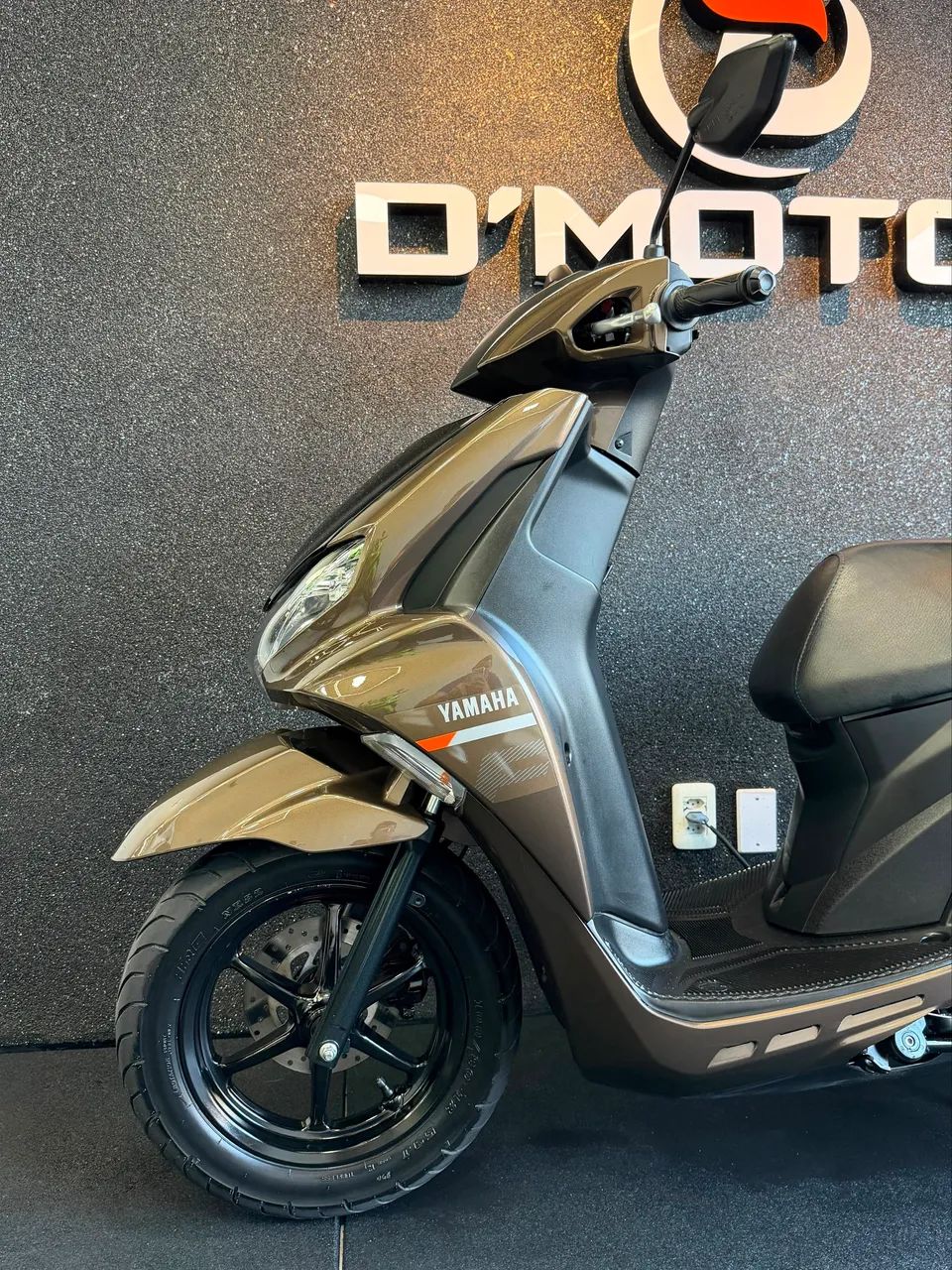 YAMAHA FLUO 125 - 2025  - Foto 2