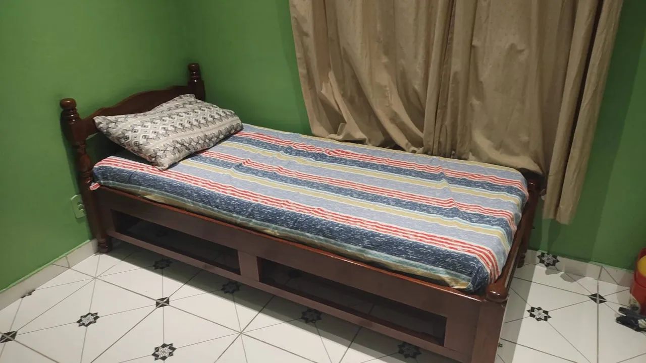 Cama de solteiro de madeira  - Foto 2