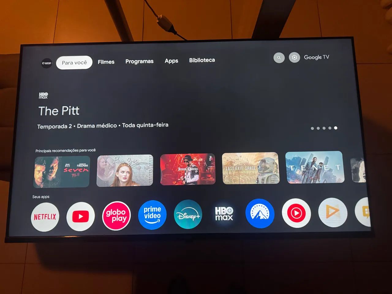 TV SMART 50 LED 4K NOVÍSSIMA - MENOS DE 3 MESES DE USO - PROMOÇÃO