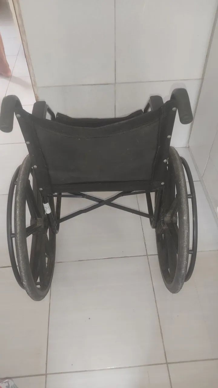 Cadeira de rodas - Foto 2