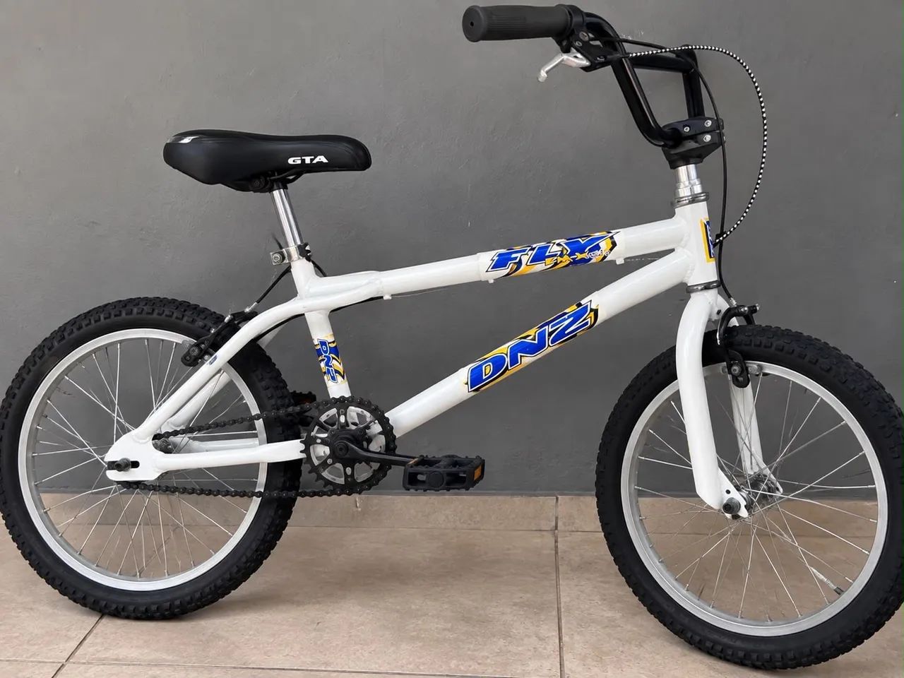 Bicicleta - Usada em bom estado