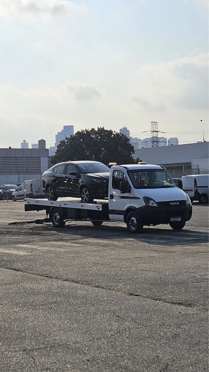 Iveco Daily 45s14 plataforma guincho  - Foto 6