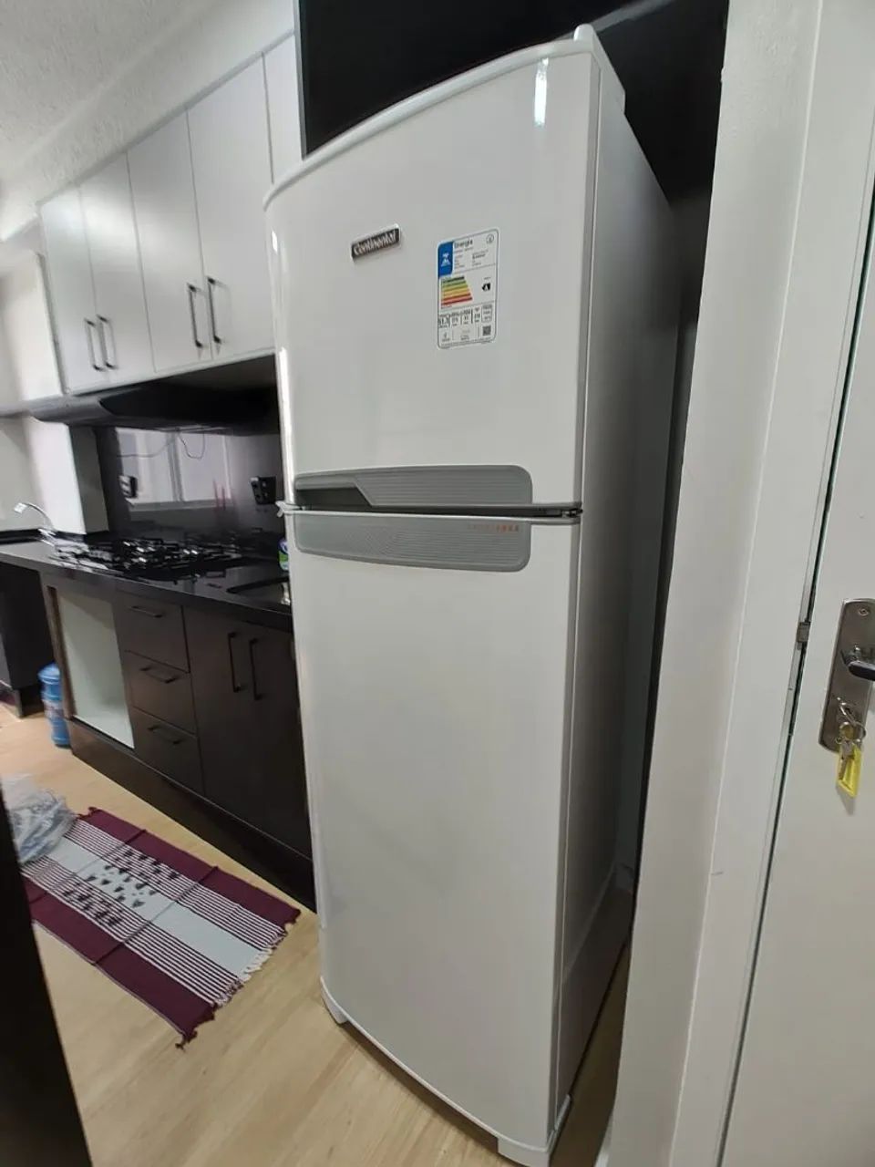 Apartamento semimobiliado Smart Vista do Sol 