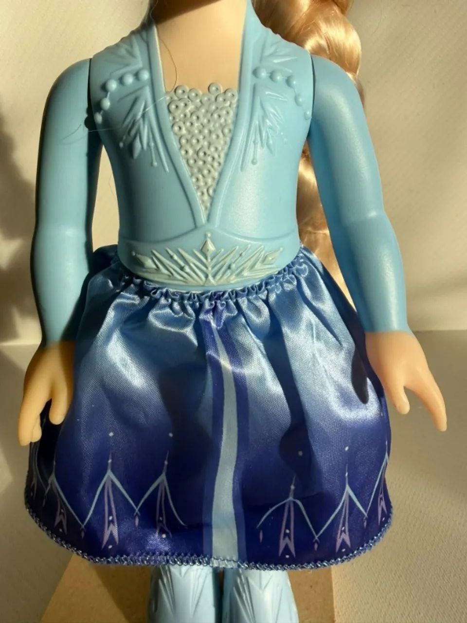  BONECA ELZA JAKKS PACIFIC 34 CM - Foto 3