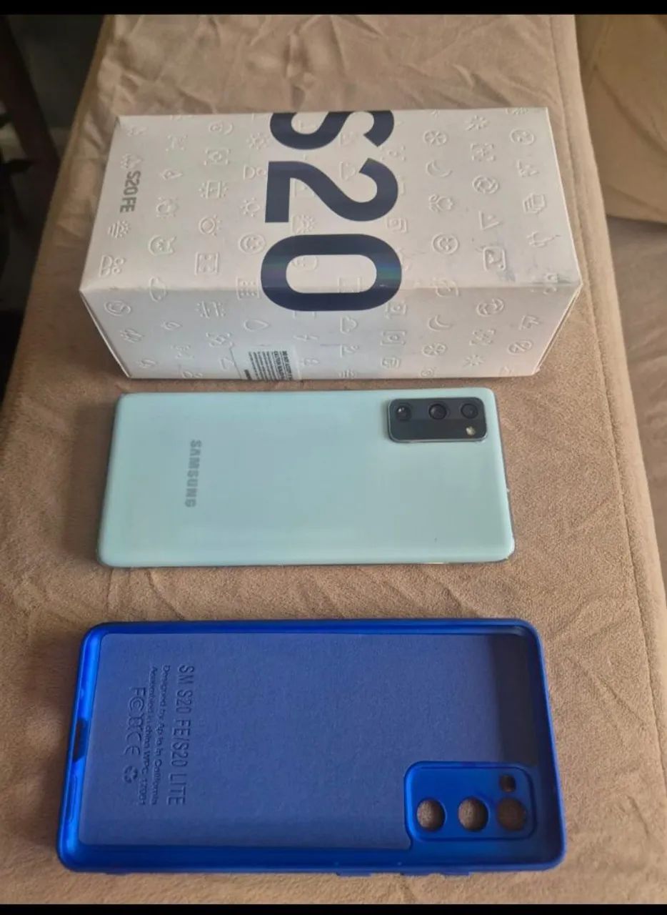 Celular impecável s20
