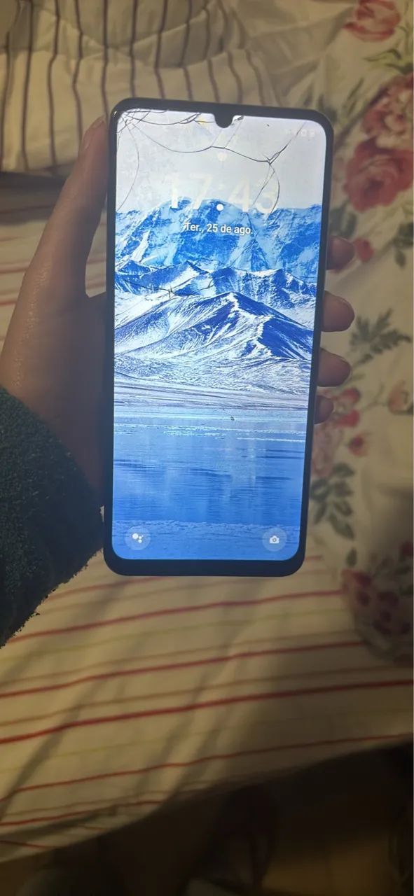 Celular real a