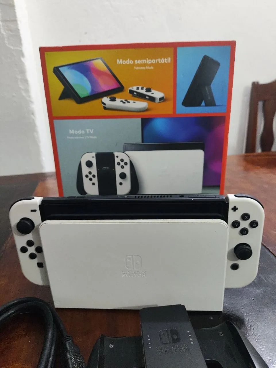 Nintendo Switch OLED 64GB