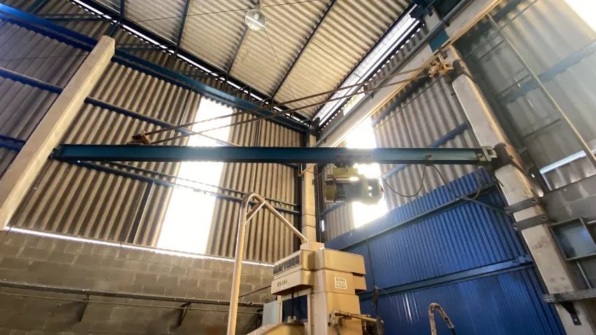 Braço Pórtico Giratório DEMAG com Talha Elétrica de Cabo de Aço MUNCK (1.000 kg) 1 ton 1to