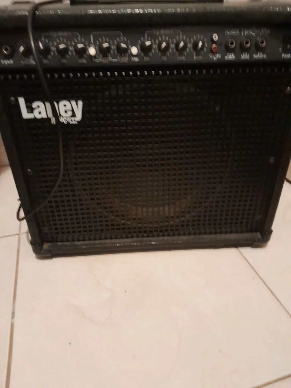 Amplificador laney falante de 12