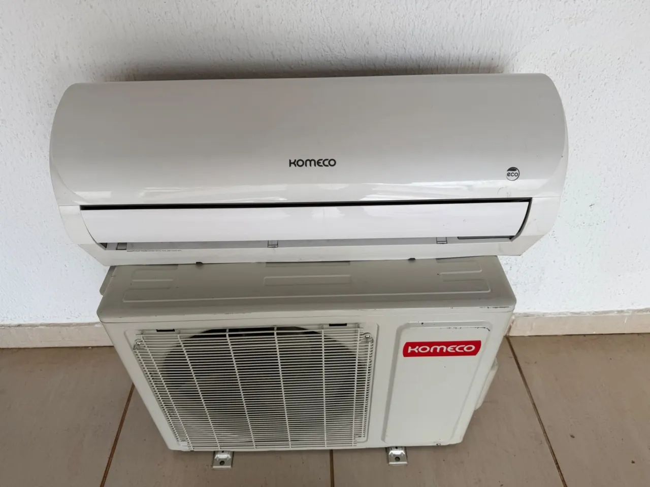 Ar condicionado 9 mil Btus - 220V 