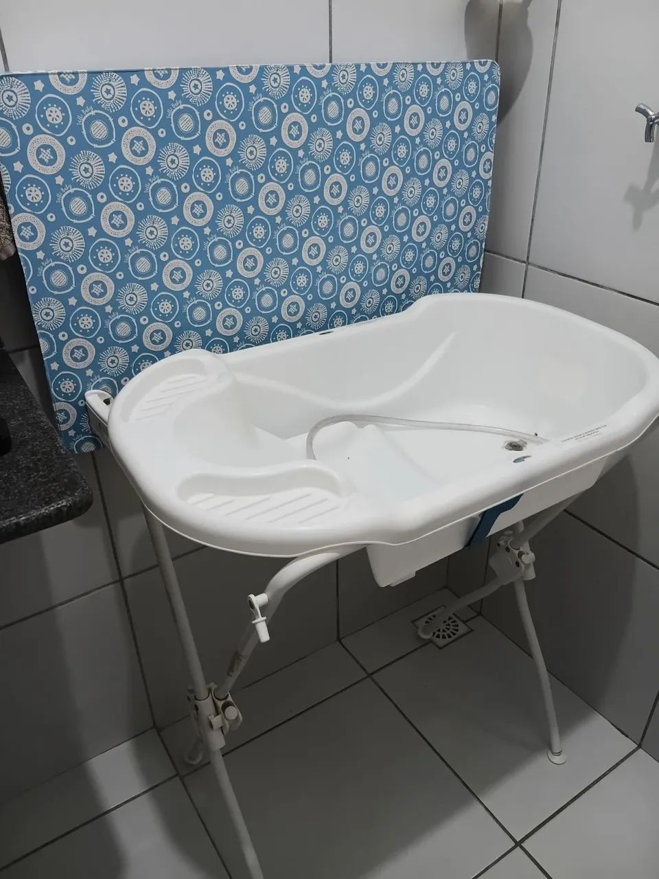 Banheira de bebe com trocador