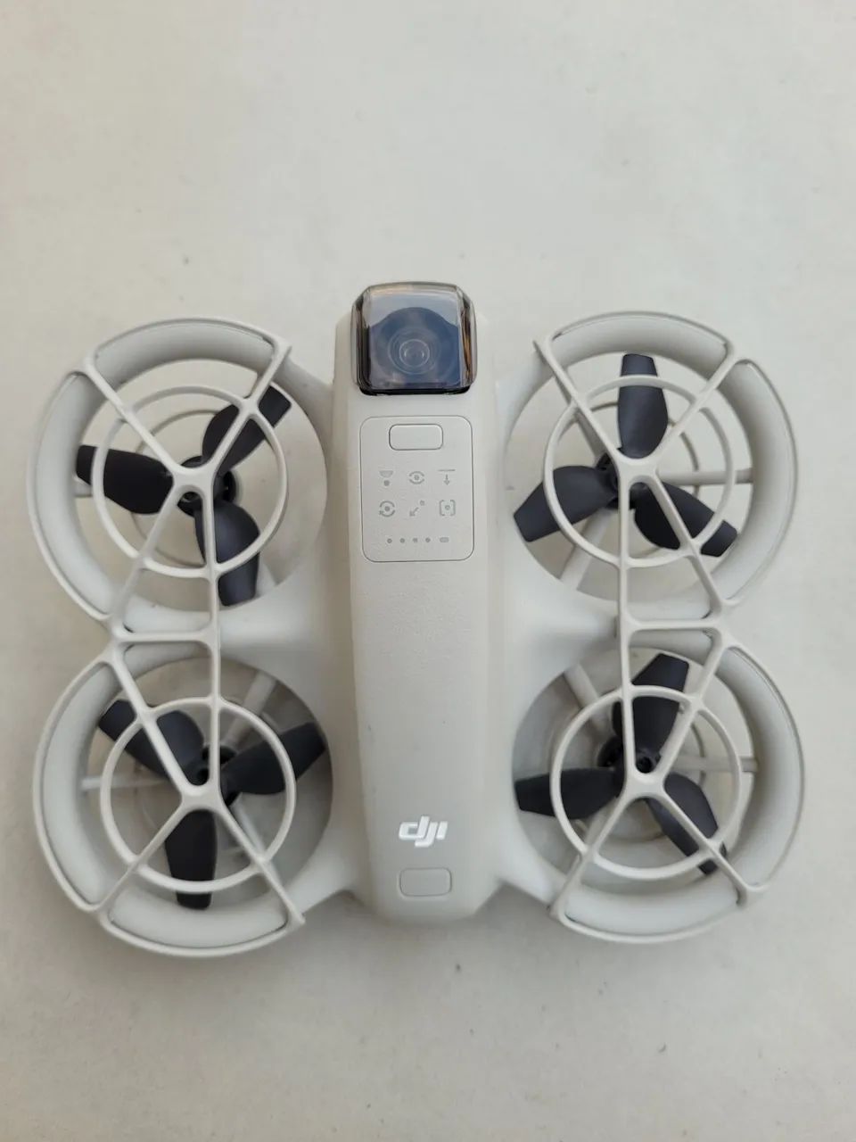 DJI Neo Fly More Combo Completo - 3 Baterias e Controle - Foto 3