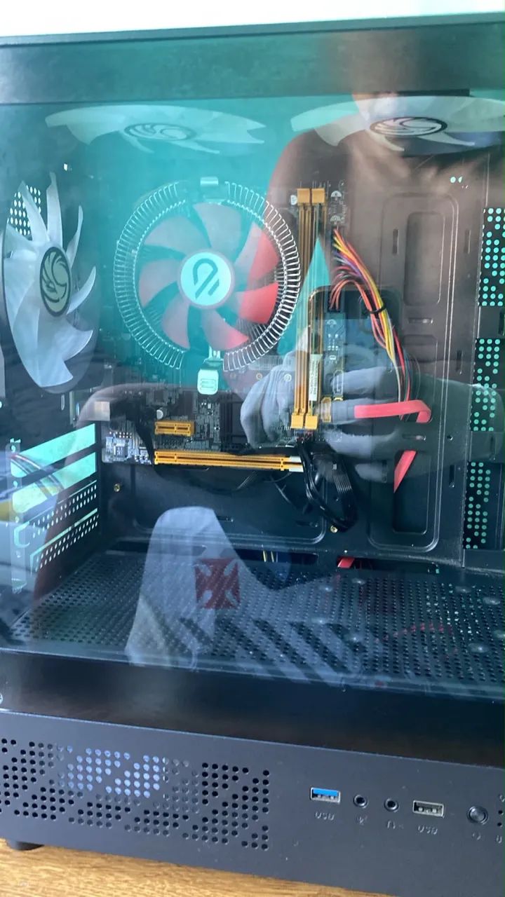 Vendo pc completo com defeito vendo ou troco por iphone - Foto 4