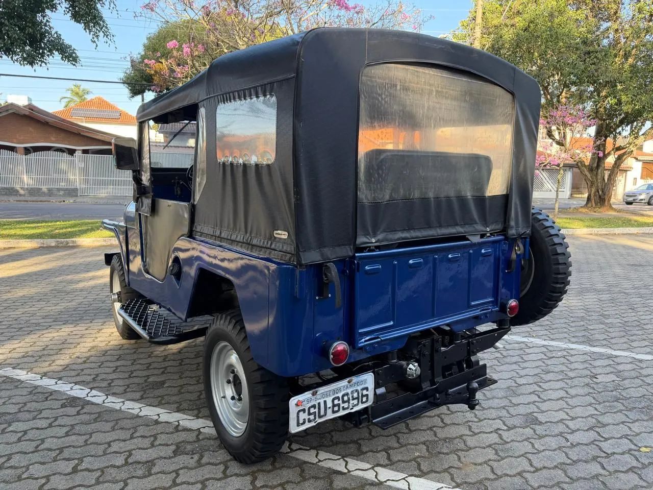 Willys Overland Jeep 2.6 12V Gasolina 2P 1968