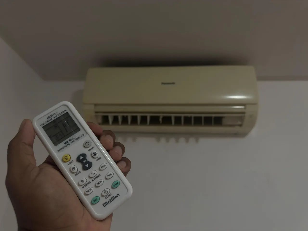 Ar split panasonic 12mil btu com control gelando perfeitamente 