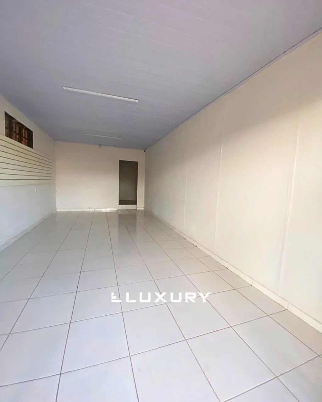 Sala comercial para locação na Avenida Prado