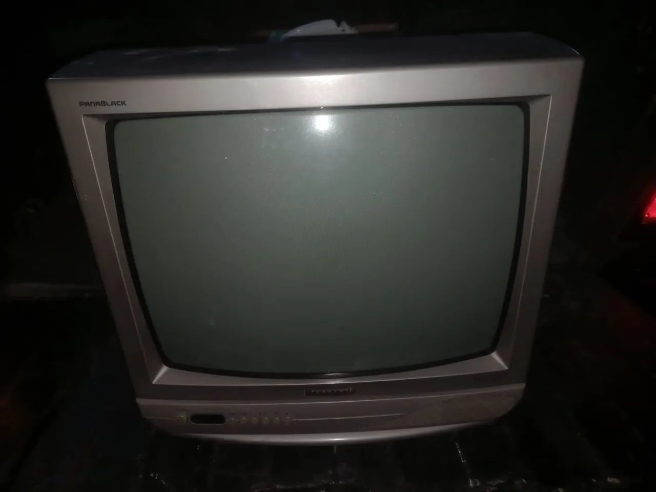 Tv Panasonic 20 com controle  - Foto 2