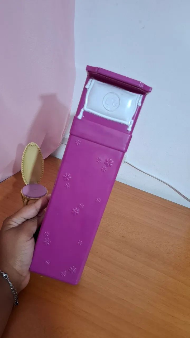 Cama e cadeira da Barbie  - Foto 2