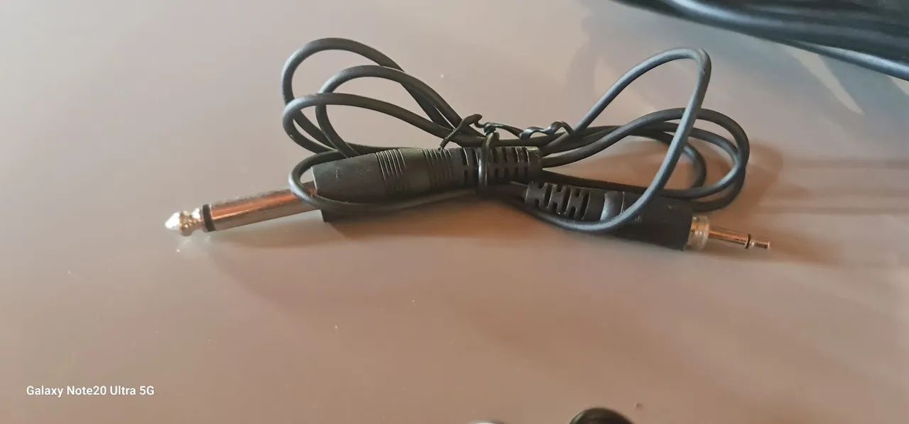 KIT CAPTAÇÃO DE VOZ E SOM SKP PRO AUDIO UHF-271  DUAL CHANNELS WIRELESS - Foto 6