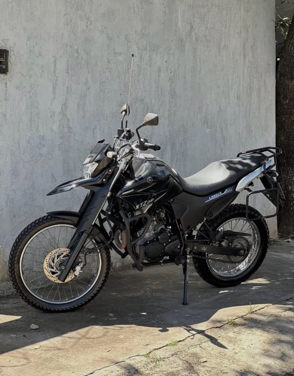 XTZ 250 lander 
