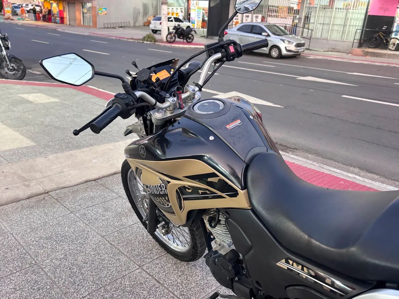 XTZ Lander 250 2022 - Foto 5