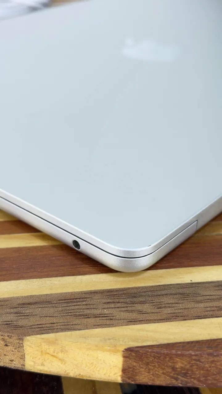 660 - MacBook Air M3 24gb e 1TB de armazenamento 15 polegadas  - Foto 4