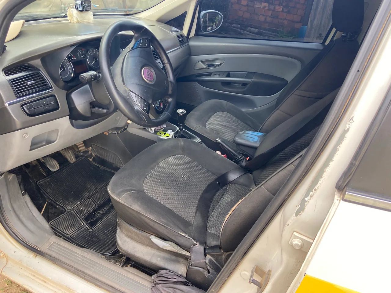 Fiat Linea LX 1.9/ 1.8 Flex 16V 4P 2011 - Foto 4
