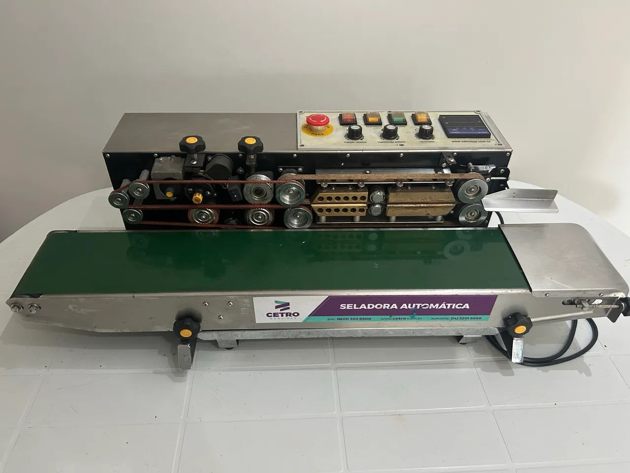 Máquina seladora automática com datador de tinta 