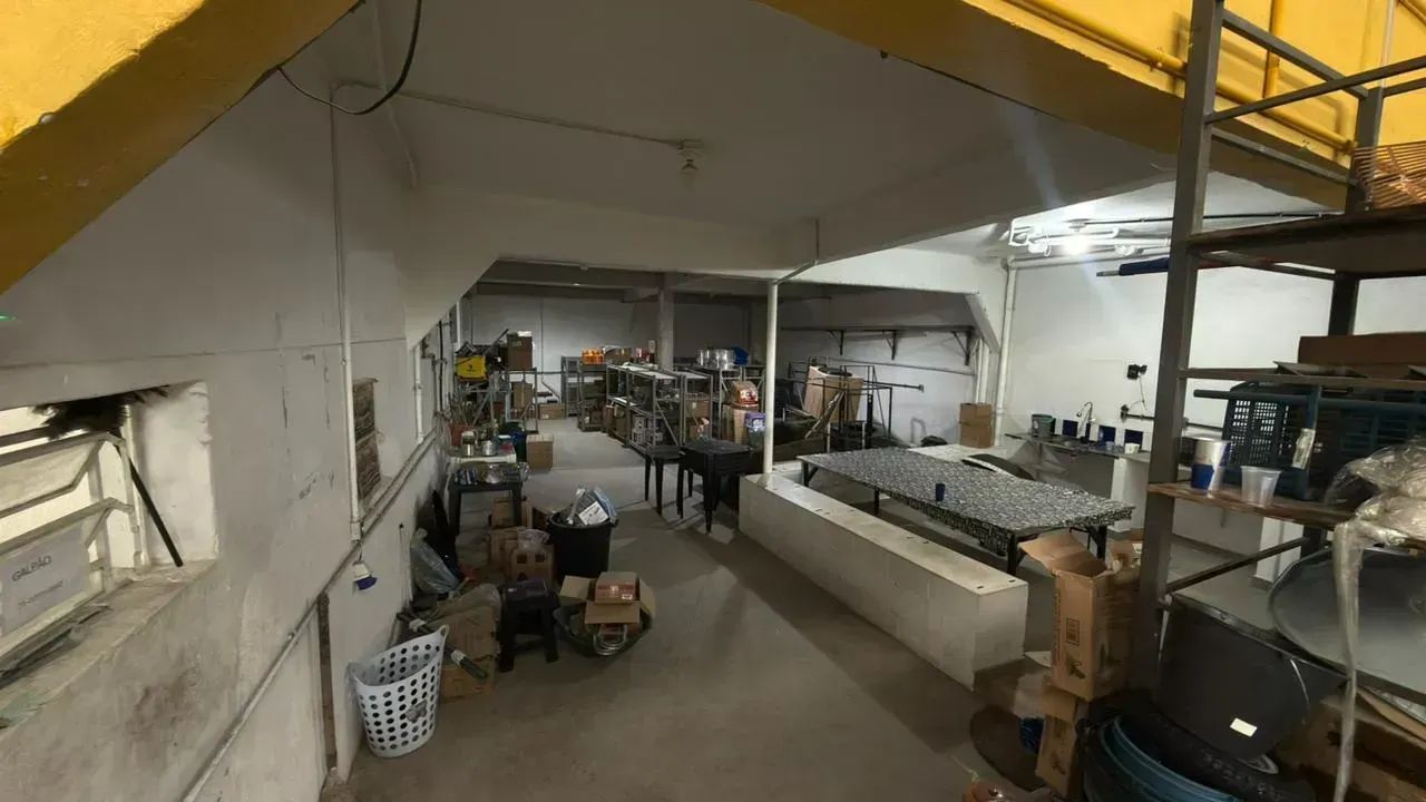 OLARIA - VENDO EXCELENTE GALPÃO 1.500 M² - Foto 5