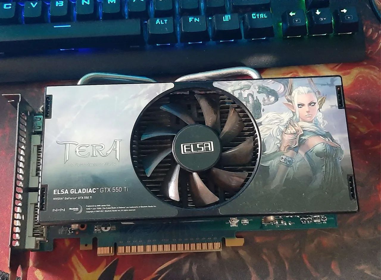GTX 550Ti ELSA GLADIAC - Foto 2