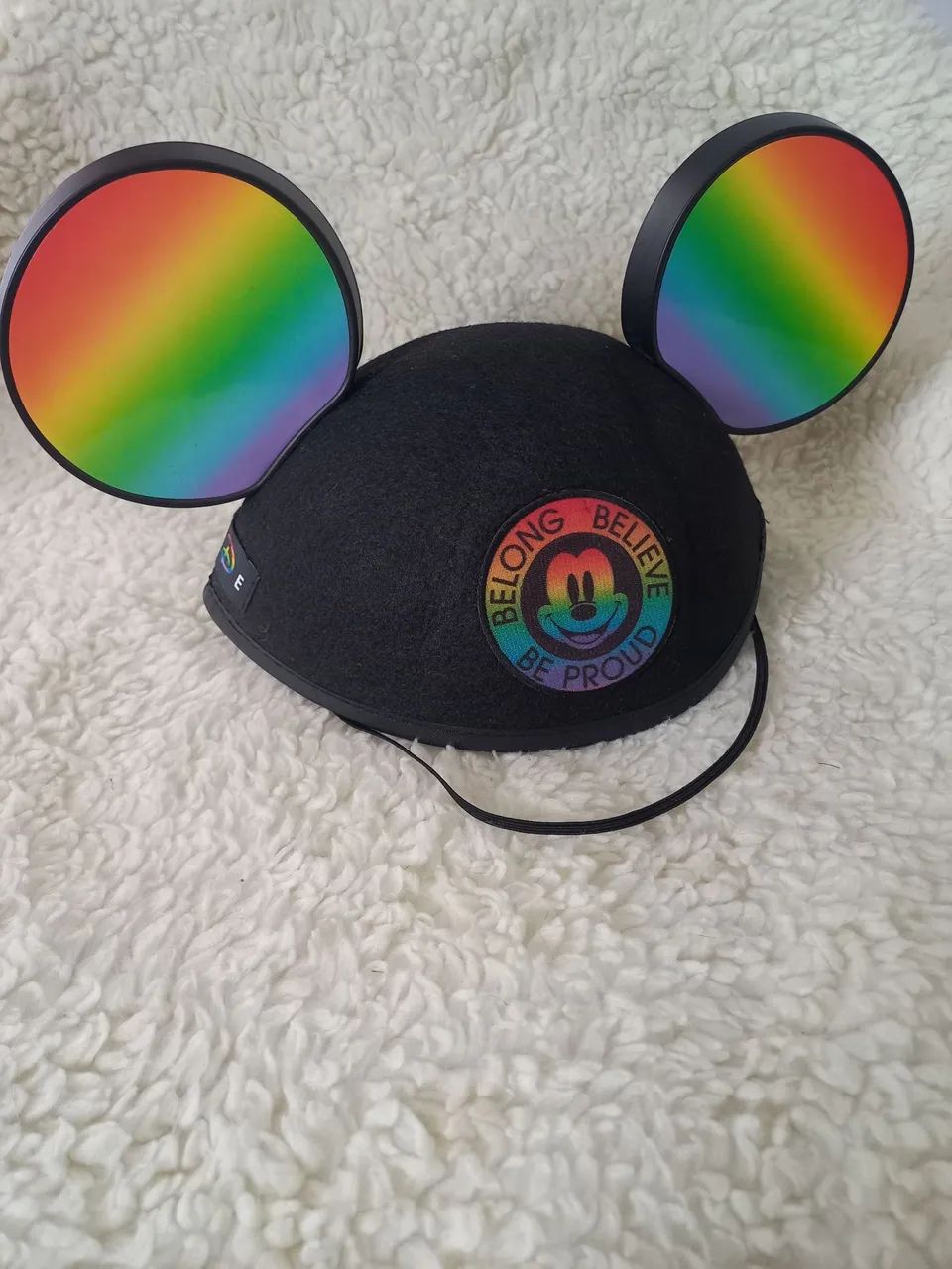 Chapéu Orelhas de Mickey Disney Original - Pride Collection (Raro)