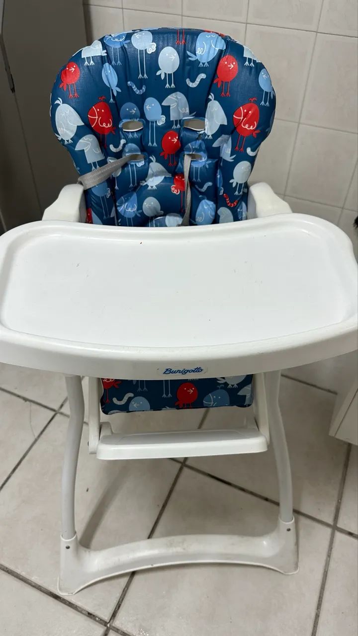 Cadeira de alimentação 