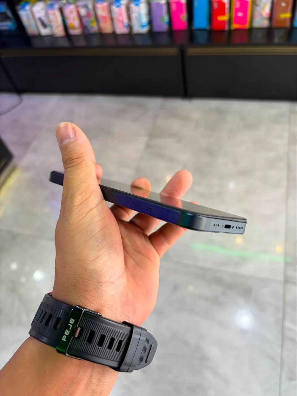 iPhone 14 129 GB  - Foto 3