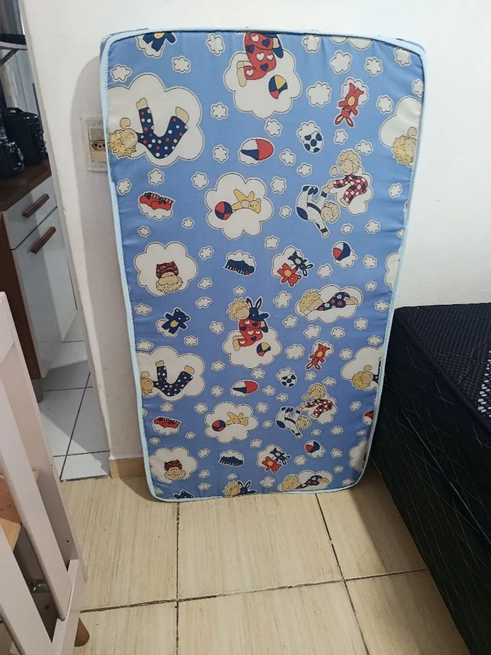 Berço pé palito com colchão  - Foto 4