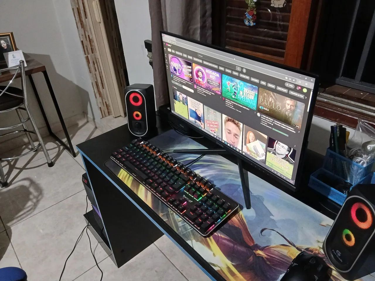 Monitor 21 polegadas