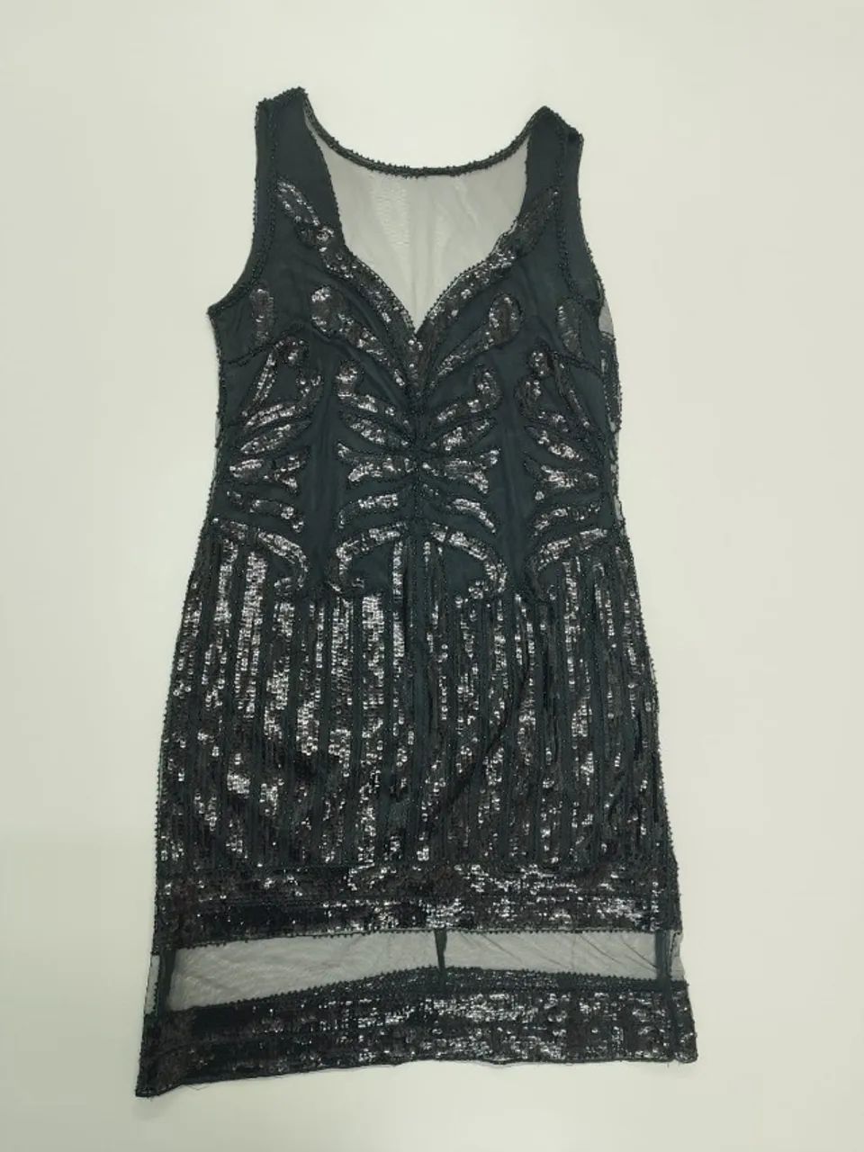 Vestido Preto com Paetês - Tamanho M