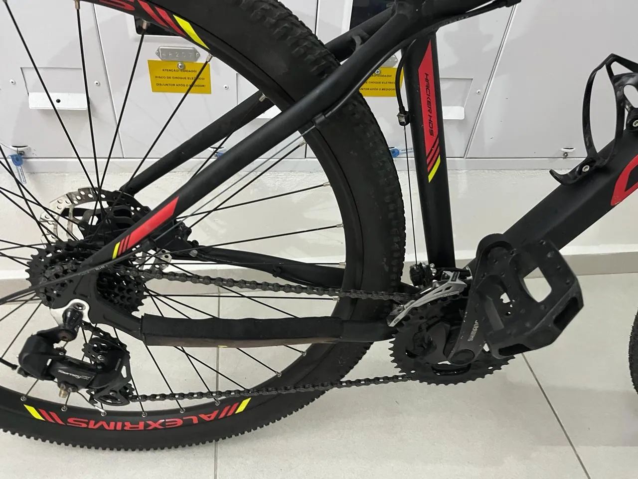 VENDO BICICLETA OGGI HACKER HDS - Foto 5